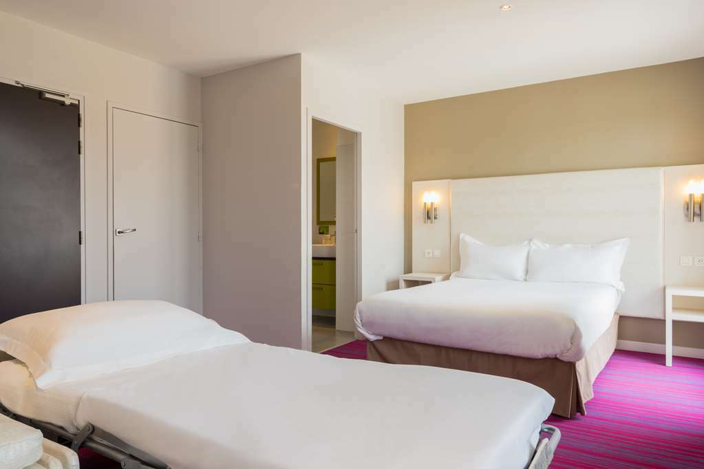 Hotel The Originals Perpignan Sud Le Grillon D'Or Le Boulou Rum bild